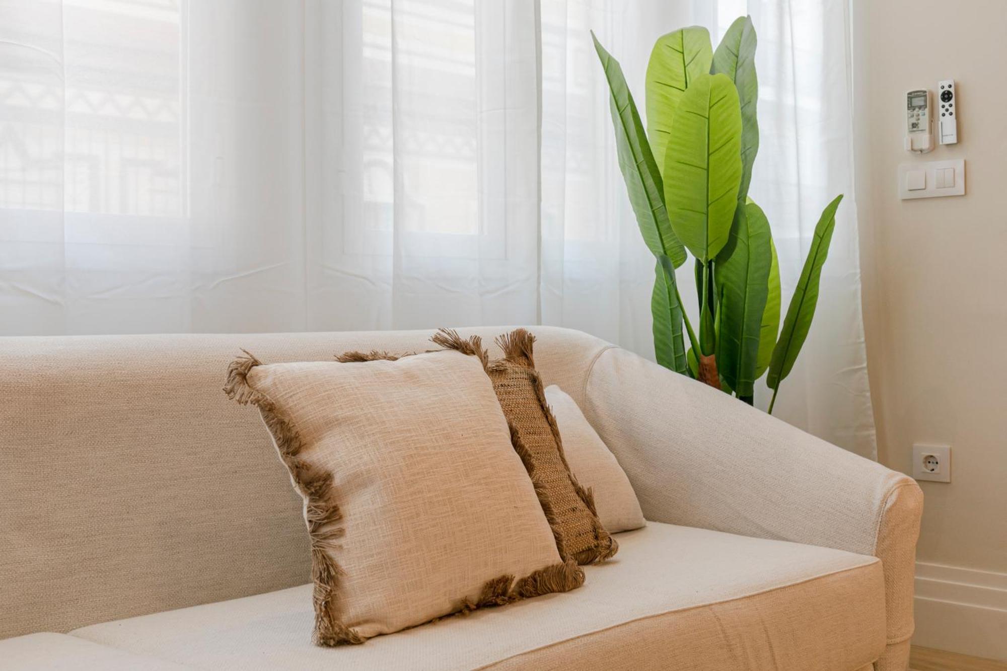 Isg Apartments Faustino 45 Севилья Экстерьер фото
