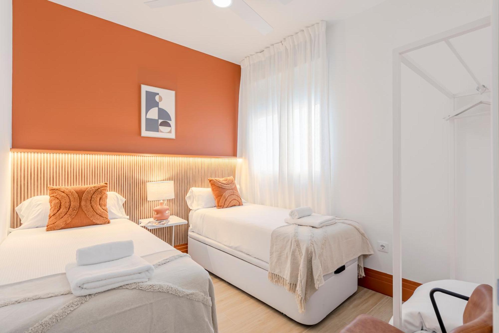 Isg Apartments Faustino 45 Севилья Экстерьер фото
